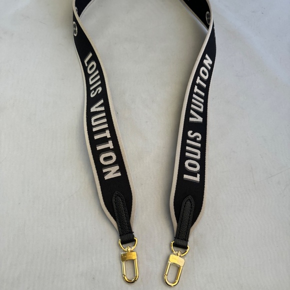 Louis Vuitton Diane Strap - Picture 1 of 2